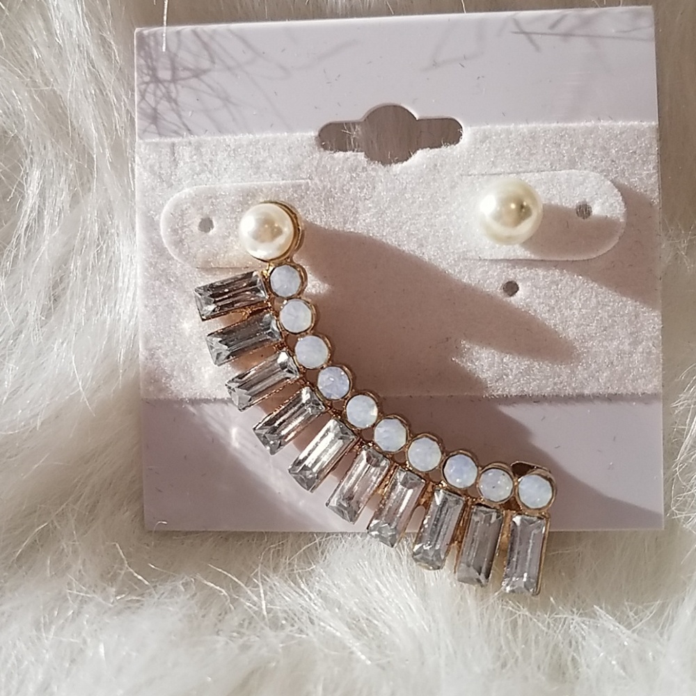 Pearl Studs